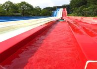 4 / 5 υψηλή ταχύτητα φωτογραφικών διαφανειών νερού συνήθειας παρόδων που συναγωνίζεται για το γιγαντιαίο πάρκο Aqua